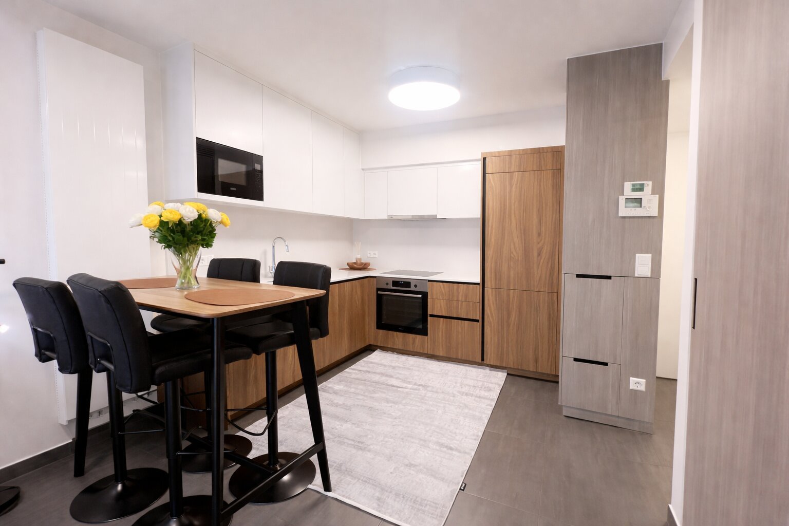 Coup de cœur à Merl : Superbe appartement 1 chambre “High Standing” entièrement meublé – Cuisine