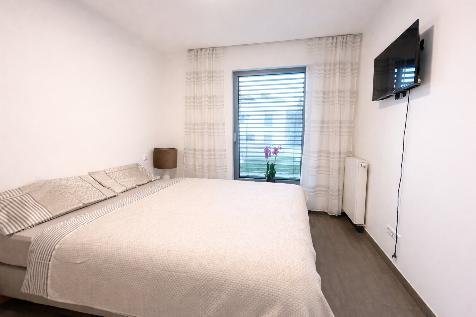 Coup de cœur à Merl : Superbe appartement 1 chambre “High Standing” entièrement meublé – Chambre